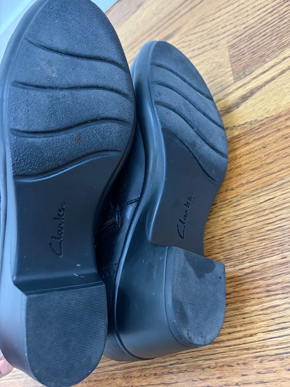 Clarks Malia Marny Low Wedge Ankle Boot Black Leather (9)